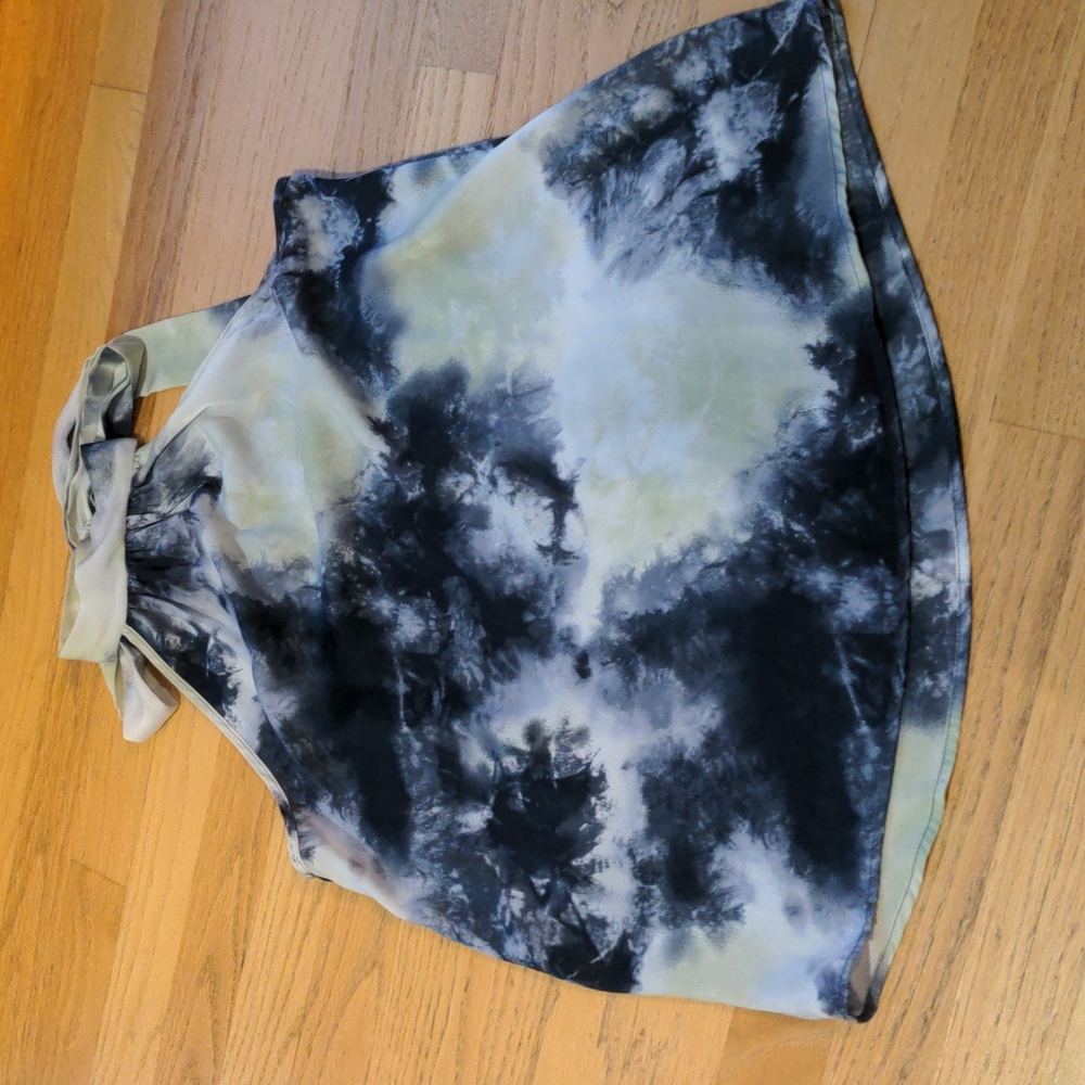 Evereve watercolor halter tank